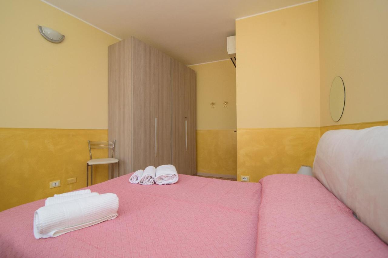 Appartamenti S Onofrio Rho Buitenkant foto