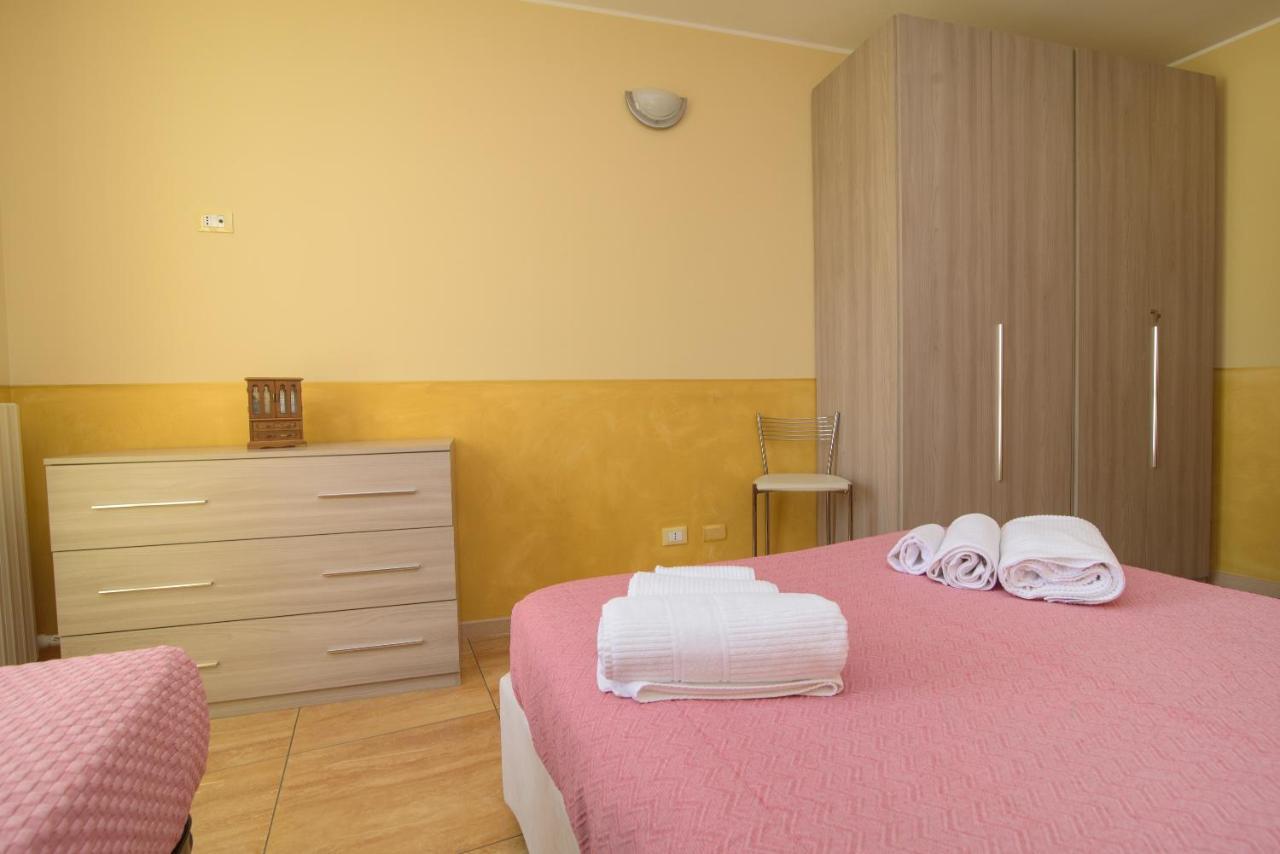 Appartamenti S Onofrio Rho Buitenkant foto