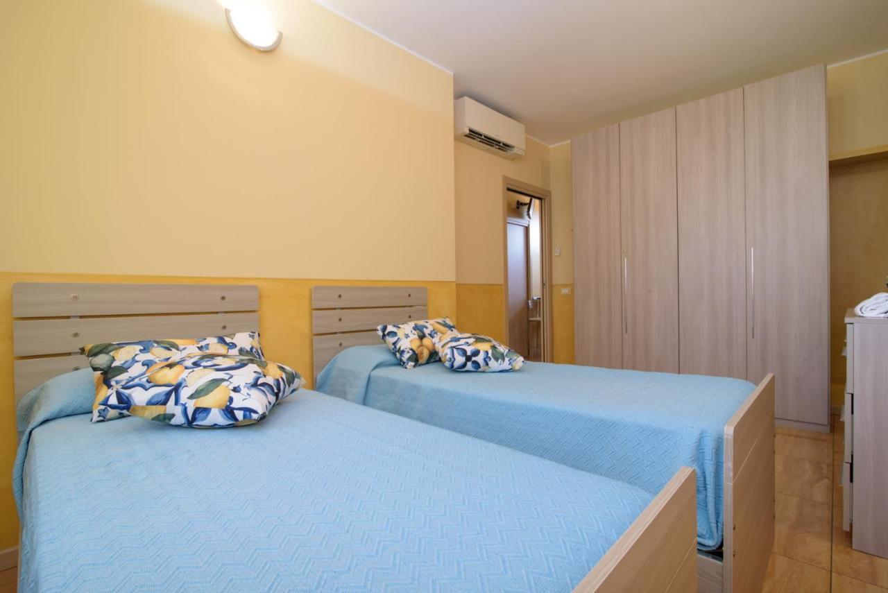 Appartamenti S Onofrio Rho Buitenkant foto